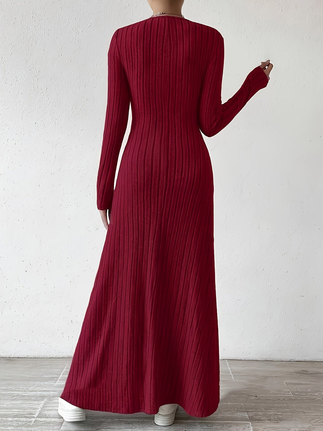 Elegant Ribbed Knit Maxi Dress for Women with V Neck Long Sleeve Fitted Flowing Style