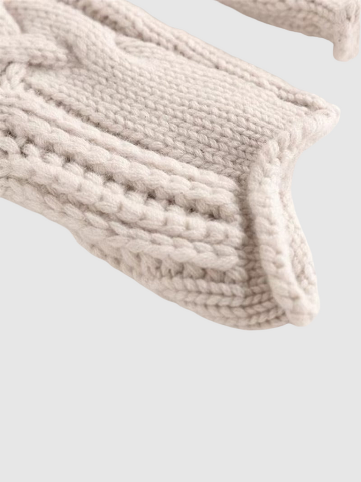 Comfortable Cable Knit Sweater for Women with High Neck Long Sleeve Relaxed Oversized Knit Style