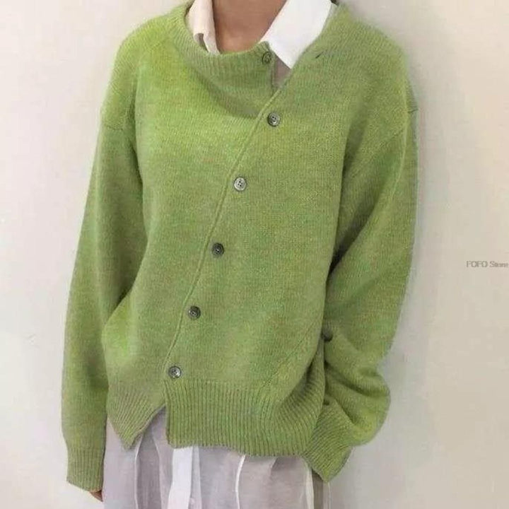 Comfortable Cardigan Sweater for Women with Crew Neck Long Sleeve Asymmetric Button Oversized Knit Style