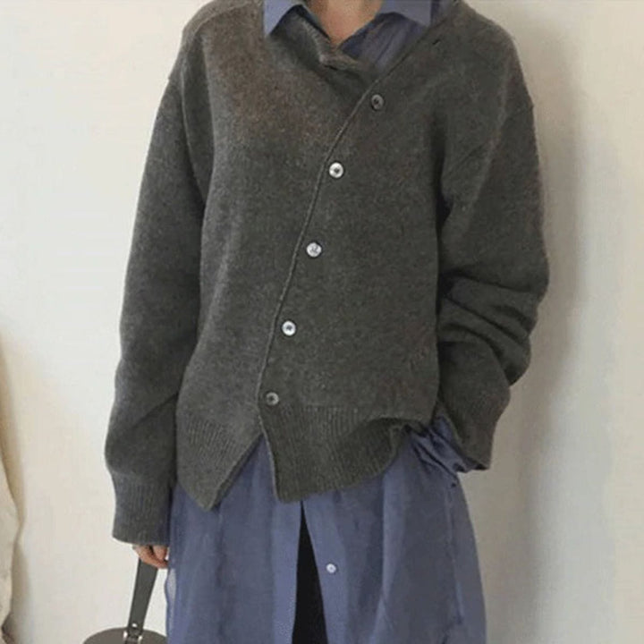 Comfortable Cardigan Sweater for Women with Crew Neck Long Sleeve Asymmetric Button Oversized Knit Style