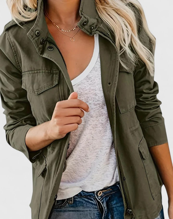 Effortless Cotton Utility Jacket for Women with Snap Collar Long Sleeve Cargo Pocket Casual Style