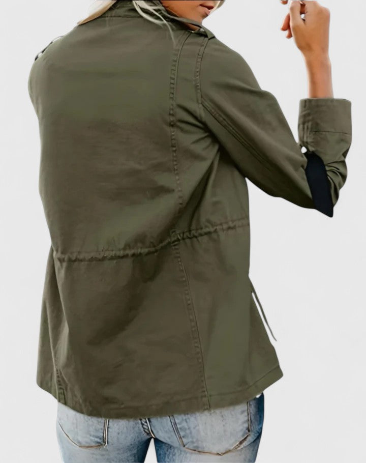 Effortless Cotton Utility Jacket for Women with Snap Collar Long Sleeve Cargo Pocket Casual Style