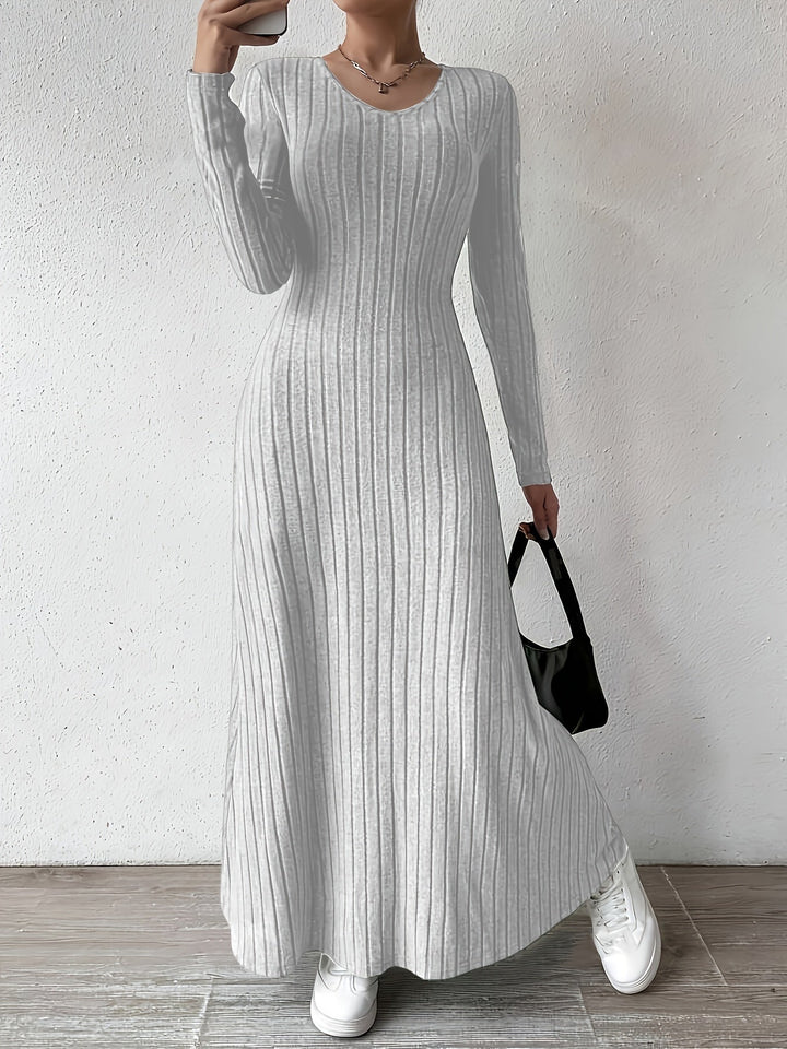 Elegant Ribbed Knit Maxi Dress for Women with V Neck Long Sleeve Fitted Flowing Style